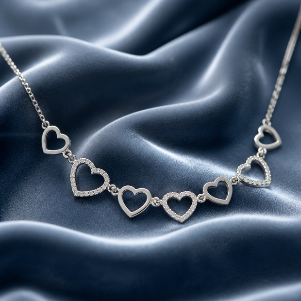 Collana con Cuori Alternati in Strass e Acciaio Inox 316L