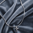 Collana Uomo con Pendente Croce Bicolore in Acciaio Inox 316L